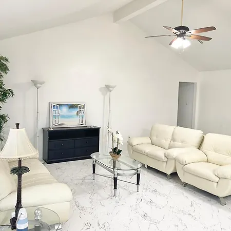 Rooms In Houston Texas Home Near Hobby Airport